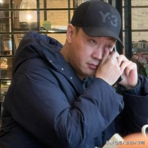 千层金 一发丧就消失不见的辛柏青，真的是印证了陈凯歌对他的那句评价！