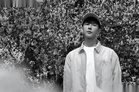 创盈中心 于朦胧5年前画出25年后的自己 娱乐圈的无奈与孤独